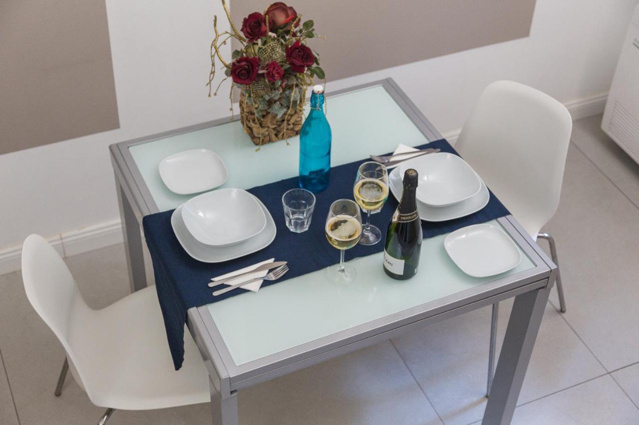 Volvinioone Monolocale Uso Esclusivo In Cermenate Apartment Milan